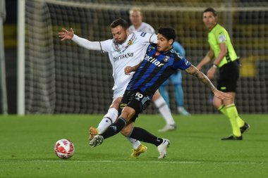 Giuseppe Mastinu (Pisa) İtalya 'nın Pisa kentinde 26 Kasım 2022' de oynanan İtalya futbol takımı Serie B maçında AC Pisa, Ternana Calcio 'ya karşı oynuyor.