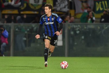 Pietro Beruatto (Pisa) İtalya 'nın başkenti Pisa' da 26 Kasım 2022 'de oynanan maçta AC Pisa, Ternana Calcio' ya karşı.