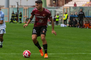 Cicerelli Emanuele Reggina 'nın İtalyan futbolu serisi B maçındaki portresi Reggina 1914 - Benevento Calcio maçı Reggio Calabria, İtalya' daki Oreste Granillo stadyumunda, 27 Kasım 2022 - Fotoğraf: Valentina Giannetton