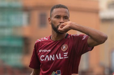Hernani Azevedo Reggina, 27 Kasım 2022 'de İtalya' nın Reggio Calabria şehrindeki Oreste Granillo Stadyumu 'nda oynanan İtalyan Serie B karşılaşmasında gol 1-0' lık galibiyetini kutluyor.