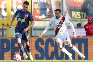 Santoro simone (n.25 Perugia calcio) jagello filip (n.24 genoa cfc) İtalyan futbol takımı B maçında AC Perugia - Genoa CFC, Perugia 'daki Renato Curi Stadyumu, 27 Kasım 2022 - Loris Cerquiglin