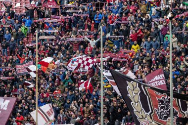 Reggina taraftarları İtalyan futbol takımı B maçında Reggina 1914 'te Benevento Calcio' ya karşı Reggio Calabria, İtalya 'daki Oreste Granillo Stadyumu' nda oynadılar.