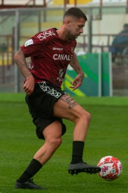 Menez Jeremy Reggina 'nın İtalyan futbolu serisi B maçındaki portresi Reggina 1914 - Benevento Calcio maçı Reggio Calabria, İtalya' daki Oreste Granillo stadyumunda, 27 Kasım 2022 - Fotoğraf: Valentina Giannetton