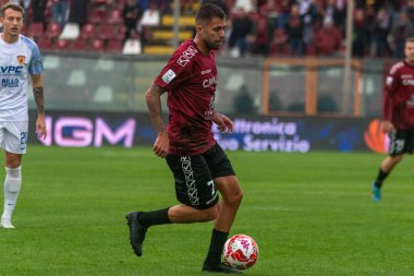 Menez Jeremy Reggina 'nın İtalyan futbolu serisi B maçındaki portresi Reggina 1914 - Benevento Calcio maçı Reggio Calabria, İtalya' daki Oreste Granillo stadyumunda, 27 Kasım 2022 - Fotoğraf: Valentina Giannetton