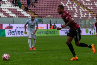 Hernani Azevedo Reggina, İtalya 'nın Reggio Calabria şehrindeki Oreste Granillo Stadyumu' nda oynanan İtalyan Serie B karşılaşmasında gol 1-0 geriledi.