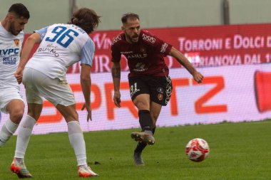 Canotto Luigi Reggina, İtalya 'nın Reggio Calabria şehrindeki Oreste Granillo Stadyumu' nda oynanan İtalyan Serie B maçı sırasında çekildi.