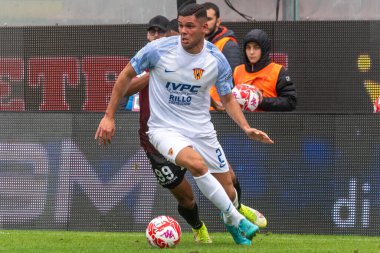 Hamza El Kaouakibi Benevento İtalyan futbol takımı Serie B maçında Reggina 1914 - Benevento Calcio maçı sırasında İtalya 'nın Reggio Calabria şehrindeki Oreste Granillo stadyumunda çekildi.