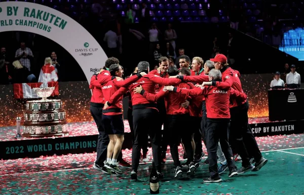 Kanadyjska Drużyna Świętuje Zwycięstwo Podczas Tenis International Coppa Davis Finał — Zdjęcie stockowe