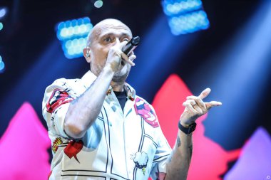 Max Pezzali İtalyan şarkıcı Max Pezzali - Max 30 Nei Palasport Assago Mediolanum Forum 'da (Milan), İtalya, 29 Kasım 2022 - Fotoğraf: Roberto Salem