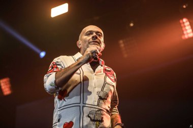 Max Pezzali İtalyan şarkıcı Max Pezzali - Max 30 Nei Palasport Assago Mediolanum Forum 'da (Milan), İtalya, 29 Kasım 2022 - Fotoğraf: Roberto Salem