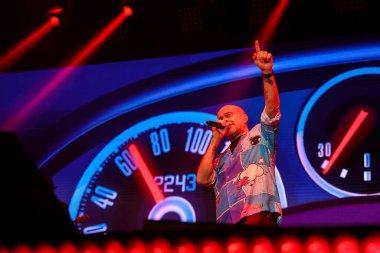 Max Pezzali 30 Kasım 2022 tarihinde Mediolanum Forum 'da Max30 Nei Palasport 2022' de canlı performans sergiliyor.