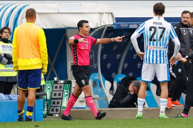 İtalyan futbolcu Gianpiero Miele, İtalya 'nın Ferrara kentindeki Paolo Mazza Stadyumu' nda oynanan SPAL-Modena FC maçında penaltıyı kaldırdı.