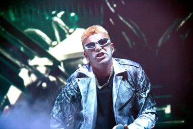 Salmo İtalyan şarkıcı Music Concert Salmo - PalaFlorio, İtalya 'da düzenlenen PalaFlorio' da düzenlenen Flop Tour sırasında sahne almaktadır.