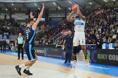 İtalyan Basketbol Şampiyonası sırasında OLYMPUS DIGITAL CAMERA Germani Brescia vs GeVi Napoli Basket Palaleonessa A2A, İtalya, 4 Aralık 2022 - Fotoğraf: Savino Paolell