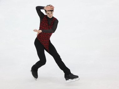 Lucas Broussard (Usa) Palavela Torino, İtalya 'da 2022 ISU Buz Pateni Grand Prix finalleri sırasında İtalya' nın Torino şehrinde düzenlenen Artistik Patinaj Finali sırasında (Usa) - Fotoğraf: Valerio Orig