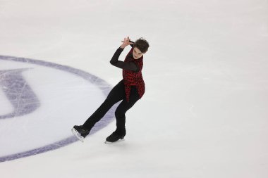 Lucas Broussard (Usa) İtalya 'nın Torino şehrinde düzenlenen 2022 ISU Buz Pateni Grand Prix finalleri sırasında İtalya' nın Torino şehrinde düzenlenen Artistik Patinaj Finali sırasında (Usa) - Fotoğraf: Valerio Orig
