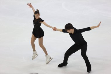 Anastasia Golubeva / Hektor Giotopoulos Moore (Aus) İtalya 'nın Torino şehrinde 2022 ISU Buz Pateni Grand Prix finalleri sırasında İtalya' nın Torino şehrinde düzenlenen Artistik Patinaj Finali sırasında - Cred