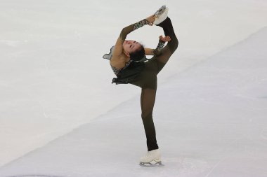 Chaeyeon Kim (Kor) İtalya 'nın Torino şehrinde düzenlenen 2022 ISU Buz Pateni Grand Prix finalleri sırasında İtalya' nın başkenti Torino 'da düzenlenen Artistik Patinaj Finali sırasında gerçekleştirilmiştir.