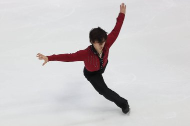 Shoma Uno (Jpn) İtalya 'nın Torino şehrindeki Palavela şehrinde düzenlenen 2022 ISU Buz Pateni Grand Prix finalleri sırasında İtalya' nın başkenti Torino 'da düzenlenen Artistik Patinaj Finali sırasında gerçekleştirilen Artistik Patinaj Finali sırasında