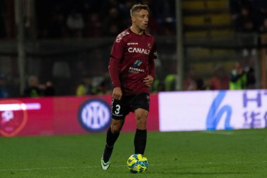 Thiago Cionek Reggina, 22 Aralık 2022 'de İtalya' nın Reggio Calabria şehrindeki Stadyum Granillo 'da oynanan Reggina vs Inter futbol maçında portresi: