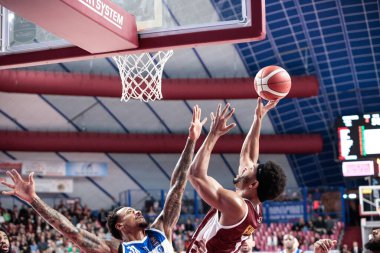 Allerik Freeman (Umana Reyer Venezia) ve David Moss (Germani Brescia) İtalya Basketbol Şampiyonası 'nda Umana Reyer Venezia, Germani Brescia' ya karşı Venedik, İtalya 'da Taliercio, 10 Aralık 2022 - Fotoğraf: Mattia Radon