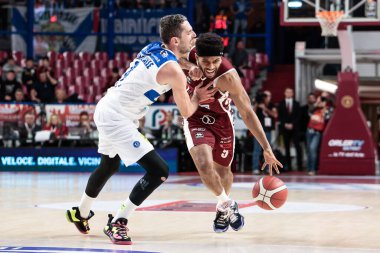 Allerik Freeman (Umana Reyer Venezia) ve David Moss (Germani Brescia) İtalya Basketbol Şampiyonası 'nda Umana Reyer Venezia, Germani Brescia' ya karşı Venedik, İtalya 'da Taliercio, 10 Aralık 2022 - Fotoğraf: Mattia Radon