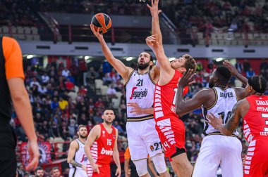 #Euroleague 'deki Virtus Segafredo Bologna' dan 21 TORNIKE SHENGELIA, 12. Raund, Olympiacos Pire ve Virtus Segafredo Bologna arasında 9 Aralık 2022 'de Atina, Yunanistan' da oynanan karşılaşma. - Fotoğraf: Stefanos Kyriazis / LiveMe