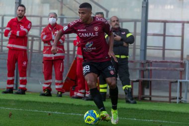 Rivas Rigoberto Reggina İtalyan futbol takımı Serie B maçında Reggina 1914 'te Frosinone Calcio' ya karşı Reggio Calabria, İtalya 'daki Oreste Granillo Stadyumu' nda oynamıştır.