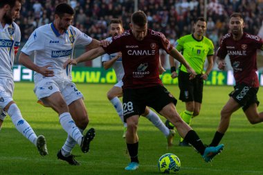 Gagliolo Riccardo Reggina İtalyan futbol takımı Serie B maçında Reggina 1914 ile Frosinone Calcio arasında Reggio Calabria, İtalya 'daki Oreste Granillo Stadyumu' nda oynanan karşılaşmada topuk vuruşu yaptı.