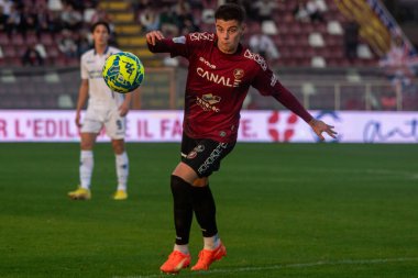 Niccolo Pierozzi Reggina İtalyan futbolu Serie B maçında Reggina 1914-Frosinone Calcio maçı sırasında İtalya 'nın Reggio Calabria şehrindeki Oreste Granillo stadyumunda çekildi.
