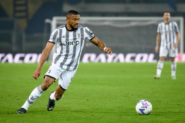 Juventus 'un Gleison Bremer portresi İtalyan futbol takımı Serie A maçında Hellas Verona FC ile Juventus FC (portreler arşivi) maçında İtalya' nın Verona kentindeki Marcantonio Bentegodi Stadyumu 'nda 10 Kasım 2022