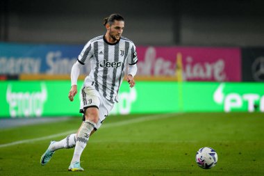 Juventus 'un Adrien Rabiot portresi İtalyan futbolu Serie A maçında Hellas Verona FC ile Juventus FC (portreler arşivi) arasında İtalya' nın Verona kentindeki Marcantonio Bentegodi Stadyumu 'nda 10 Kasım 2022 - Fotoğraf: Ettore Griffon