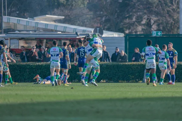 Benetton mutluluğu Birleşik Rugby Şampiyonası maçında Benetton Rugby, Zebre Rugby Kulübü 'ne karşı Treviso, İtalya' daki Monigo stadyumunda, 24 Aralık 2022 - Fotoğraf: Mattia Radon