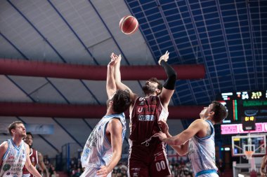 Amedeo Tessitori (Umana Reyer Venezia) İtalya Basketbol Şampiyonası sırasında Umana Reyer Venezia, Banco di Sardegna Sassari 'ye karşı, İtalya' nın Venedik kentinde, 26 Aralık 2022 - Fotoğraf: Mattia Radon
