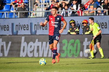 Cagliari Calcio takımından Gabriele Zappa İtalya 'nın Cagliari kentinde oynanan Cagliari maçında, 26 Aralık 2022 - Fotoğraf: Luigi Can