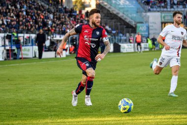 Cagliari Calcio takımından Nahitan Nandez, İtalya 'nın Cagliari kentinde oynanan Cagliari maçında, 26 Aralık 2022 - Fotoğraf: Luigi Can