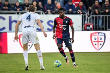 Cagliari Calcio takımından Antoine Makoumbou İtalya 'nın Cagliari kentinde oynanan Cagliari-Cosenza maçında, 26 Aralık 2022 - Fotoğraf: Luigi Can