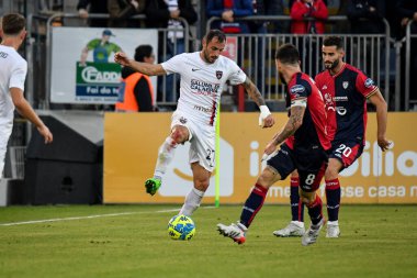 Cosenza Calcio takımından Pietro Martino İtalya 'nın Cagliari kentinde oynanan Cagliari maçında, 26 Aralık 2022 - Fotoğraf: Luigi Can