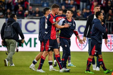 İtalya 'nın Cagliari kentinde oynanan Cagliari maçında Cagliari-Cosenza maçında Cagliari Bay of Cagliari, İtalya, 26 Aralık 2022 - Fotoğraf: Luigi Can