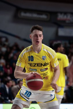 Davide Casarin (Tezenis Verona) during Italian Basketball A Serie  Championship Umana Reyer Venezia vs Tezenis Verona at the Taliercio in Venice, Italy, January 08, 2023 - Credit: Mattia Radon