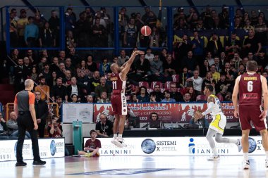 Jayson Granger (Umana Reyer Venezia) during Italian Basketball A Serie  Championship Umana Reyer Venezia vs Tezenis Verona at the Taliercio in Venice, Italy, January 08, 2023 - Credit: Mattia Radon