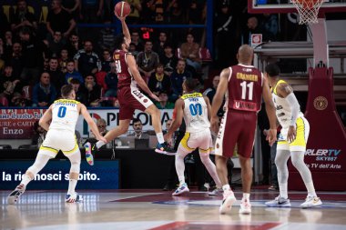 Mitchell Watt (Umana Reyer Venezia) during Italian Basketball A Serie  Championship Umana Reyer Venezia vs Tezenis Verona at the Taliercio in Venice, Italy, January 08, 2023 - Credit: Mattia Radon