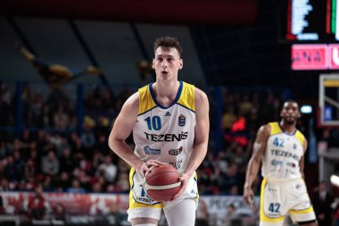 Davide Casarin (Tezenis Verona) during Italian Basketball A Serie  Championship Umana Reyer Venezia vs Tezenis Verona at the Taliercio in Venice, Italy, January 08, 2023 - Credit: Mattia Radon