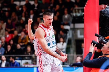 Andrea Cinciarini (Unahotels Reggiana) during Italian Basketball A Serie  Championship UNAHOTELS Reggio Emilia vs Banco di Sardegna Sassari at the PalaBigi in Reggio Emilia, Italy, January 08, 2023 - Credit: Nicholas Russ