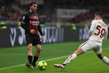 Davide Calabria of AC Milan in action during Serie A 2022/23 football match between AC Milan and AS Roma at San Siro Stadium, Milan, Italy on January 08, 2023 - Credit: Fabrizio Carabelli/LiveMedi