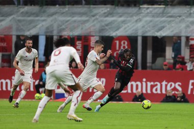 Rafael Leao of AC Milan in action during Serie A 2022/23 football match between AC Milan and AS Roma at San Siro Stadium, Milan, Italy on January 08, 2023 - Credit: Fabrizio Carabelli/LiveMedi