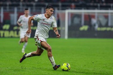 Paulo Dybala of AS Roma in action during Serie A 2022/23 football match between AC Milan and AS Roma at San Siro Stadium, Milan, Italy on January 08, 2023 - Credit: Fabrizio Carabelli/LiveMedi