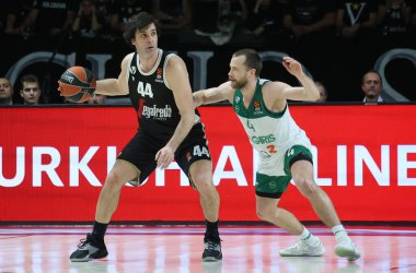 Milos Teodosic (Segafredo Virtus Bologna) thwarted by Lukas Lekavicius (BC Zalgiris Kaunas) during the Euroleague basketball championship match Segafredo Virtus Bologna Vs. BC Zalgiris Kaunas - Bologna, Italy, January 10, 2023 at Segafredo Arena - Ph