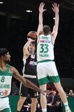 Milos Teodosic (Segafredo Virtus Bologna) thwarted by Tomas Dimsa (BC Zalgiris Kaunas) ,during the Euroleague basketball championship match Segafredo Virtus Bologna Vs. BC Zalgiris Kaunas - Bologna, Italy, January 10, 2023 at Segafredo Arena - Photo: