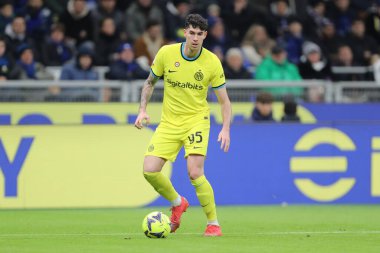 Alessandro Bastoni of INTER in action during Italian football Coppa Italia match Inter - FC Internazionale vs Parma Calcio at the  San Siro stadium in Milan, Italy, January 10, 2023 - Credit: Luca Amedeo Bizzarr